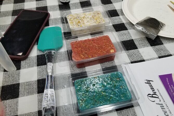 Melt & Pour Soap Making Class - In-Depth Review: Crafting Your Own Soaps