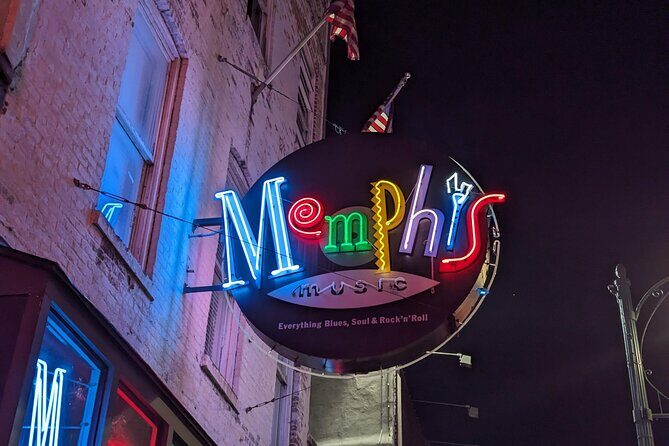 Memphis Scavenger Hunt Walking Tour and Game - Key Points