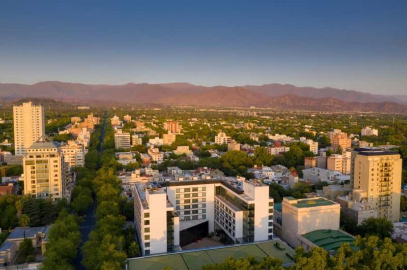 Mendoza Elegance Romantic Retreat Walking Tour - Mendoza Elegance Romantic Retreat Walking Tour: A Detailed Review