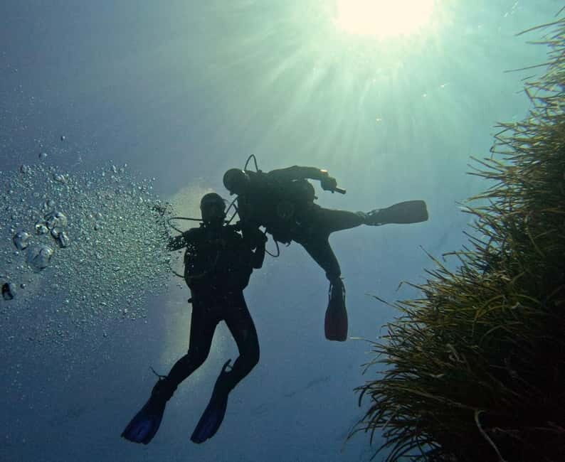 Menorca: Try scuba diving in Cala'n Bosch -BLUEWATER MENORCA - FAQ