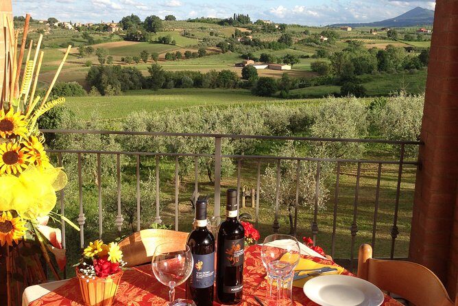 Menu with a View in the enchantment of the Tuscan hills - Practical Details and Tips
