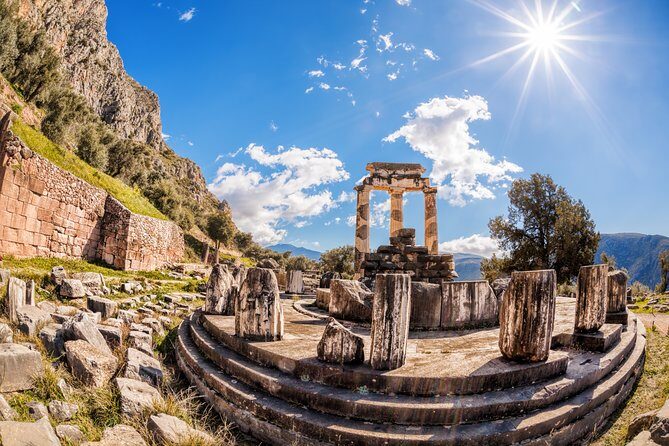 Mercedes Private Tour from Athens to Delphi and Arachova - Who Will Love This Tour?