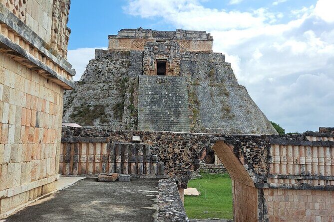 Mérida Day Trip: Uxmal Ruins, Cenote Peba & Chocolate Museum - The Chocolate Museum: Sweet Cultural Insights