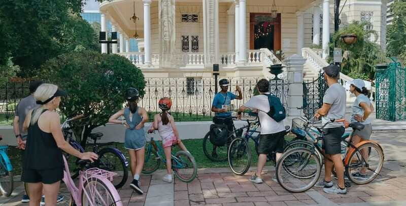 Mérida: Montejo Boulevard and Historic Center bike tour - Summary of the Route and Experience
