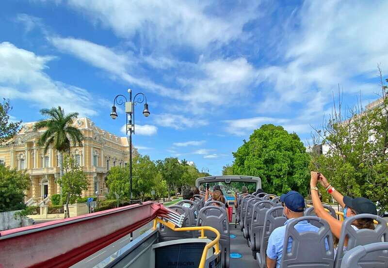 Mérida: Panoramic Sightseeing Tour Bus Ticket with 2 Routes - Breaking Down the Itinerary in Detail