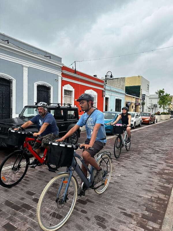 Mérida: The E-bike tour with history and culture - Key Points