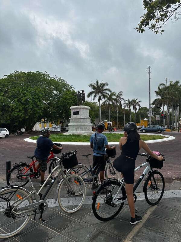 Mérida: The E-bike tour with history and culture - The Sum Up