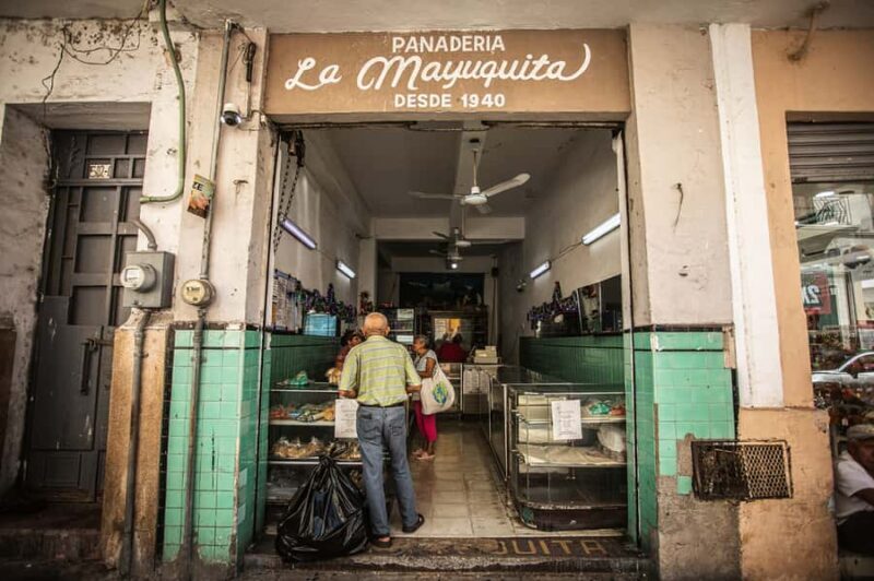 Mérida: Twilight Tastes Food Tour with 15+ Tastings - The Value of the Experience