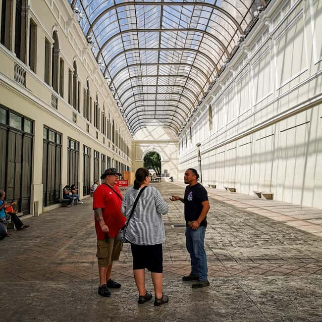 Mérida Walking Tour with Drink & Snacks - Why This Tour Works for Travelers