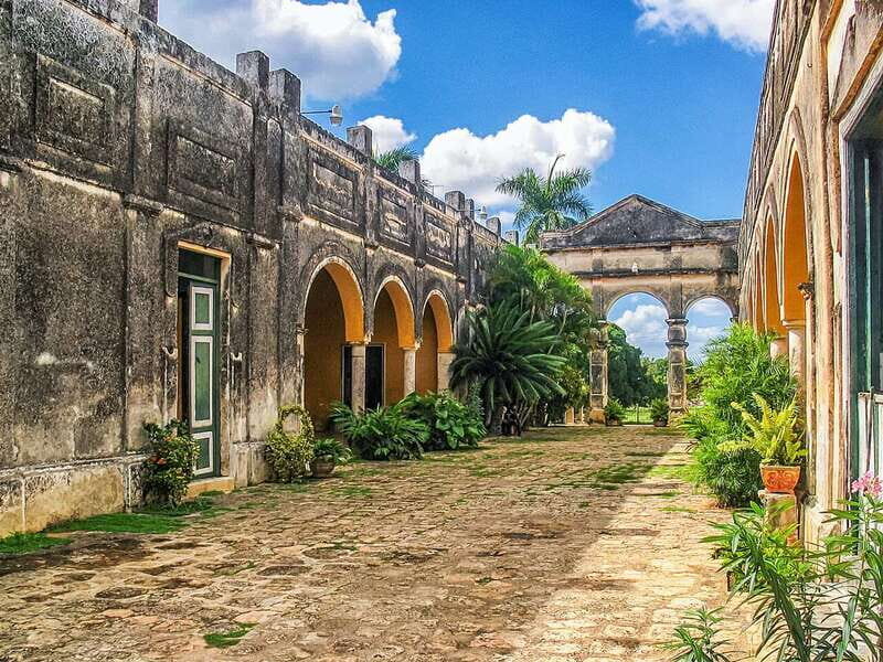 Merida: Yucatan Cenotes and Hacienda Full-Day Trip with Food - Key Points