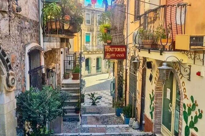 Messina Private excursion Taormina and Castelmola - FAQs