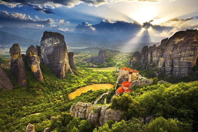 Meteora daytrip private tour for groups from Athens - Exploring Meteora: A Journey Into Greece’s Unique Landscape
