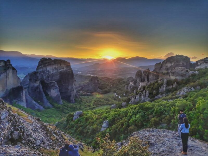 Meteora Evening Tour with Breathtaking Sunset View - A Deep Dive into the Meteora Evening Tour Experience