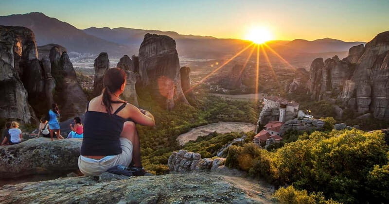 Meteora: Majestic Sunset Tour & Monasteries with Local Guide - A Detailed Look at the Meteora Sunset & Monasteries Tour