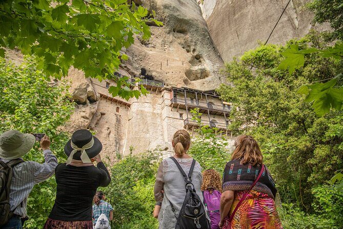 Meteora Monasteries and Hermit Caves Day Trip with optional lunch - Exploring the Clifftop Monasteries