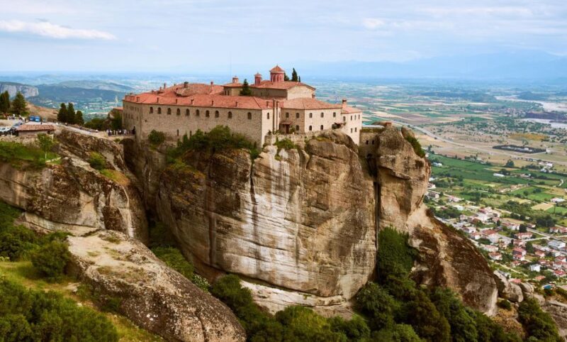 Meteora Monasteries Private Full Day Tour & Great Lunch - Afternoon Stop at Thermopylae