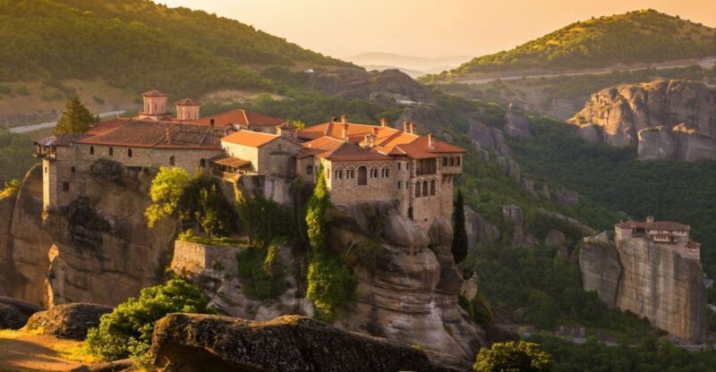 Meteora: Monasteries Tour, Lunch, and Athens Transfer Option - Why This Tour Works Well for Travelers
