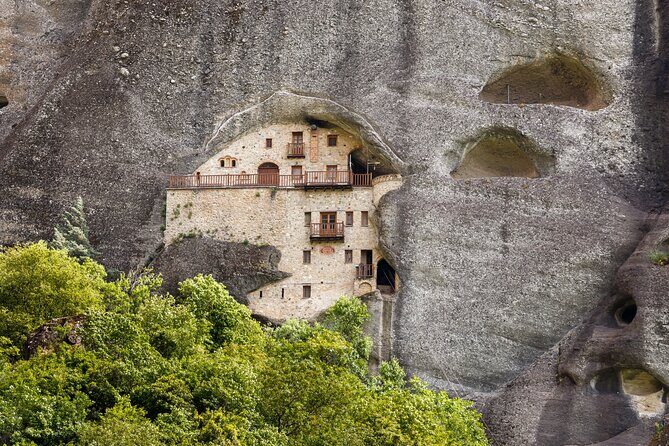 Meteora Morning Sightseeing Tour with Hotel Pick Up - FAQs