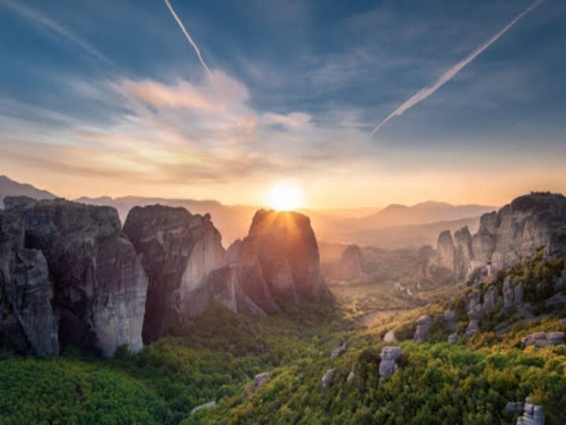 Meteora Private Full Day Tour from Athens & Free Audio Tour - The Sum Up