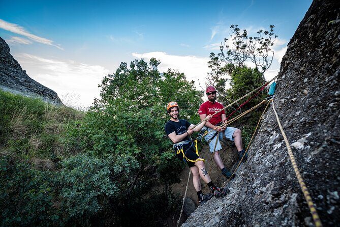 Meteora Scrambling Tour with Optional Pick-up - FAQ