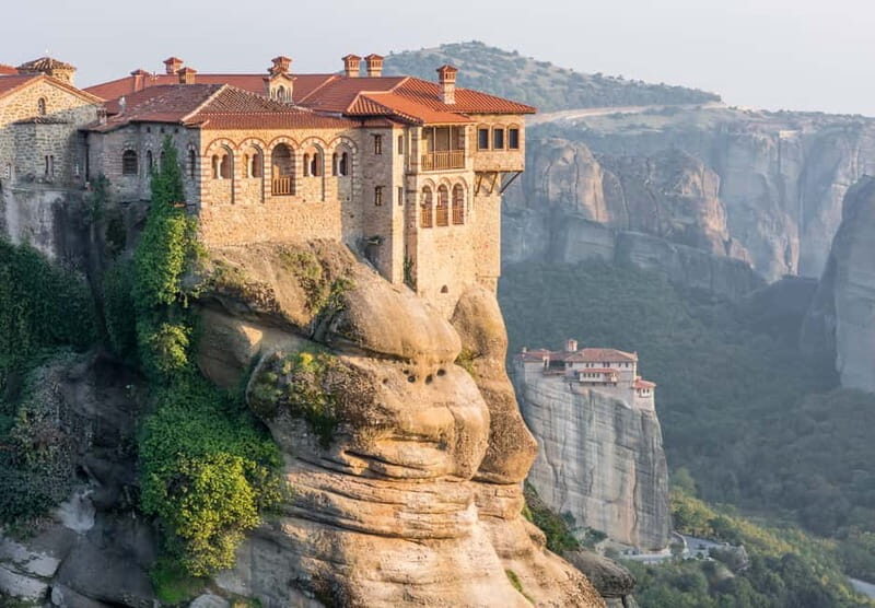 Meteora Trip from Volos - A Closer Look at the Meteora Trip from Volos