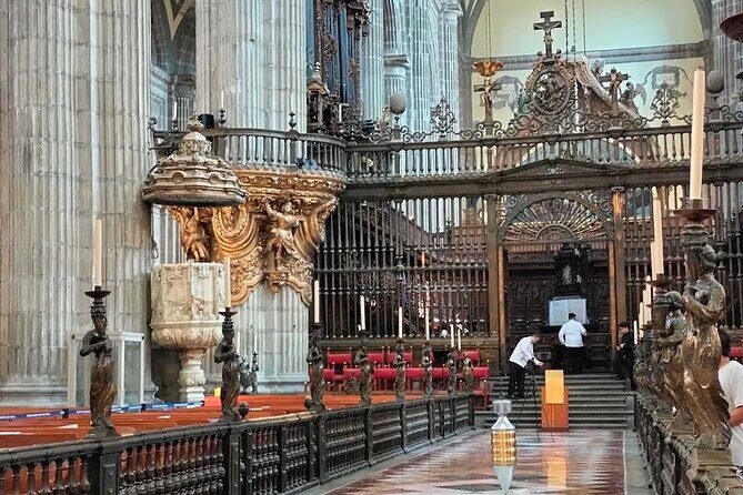 Metropolitan Cathedral Tour Heart of Mexico City - Why This Tour Stands Out