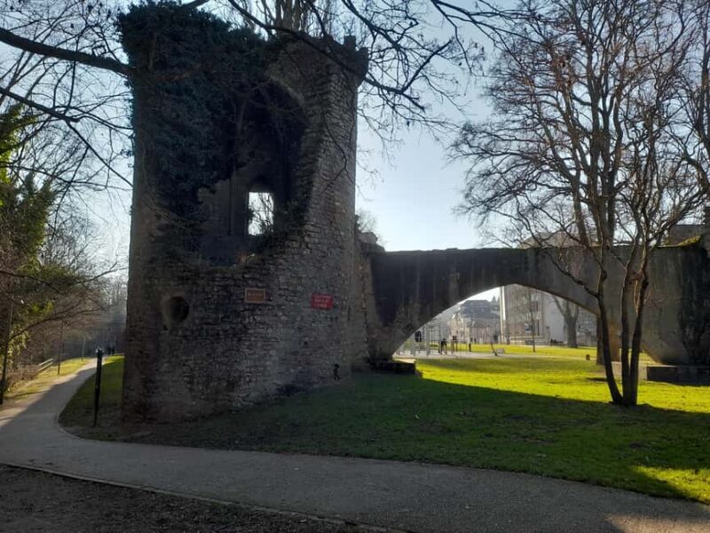 Metz: walking tour and legends told at dusk in small groups - Who Should Sign Up?