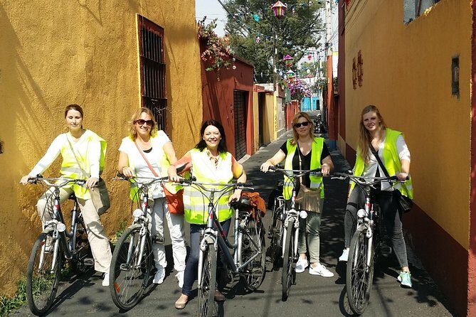 Mexico bike tour - Exploring Mexico City on Two Wheels: A Guide to the Best Bike Tour