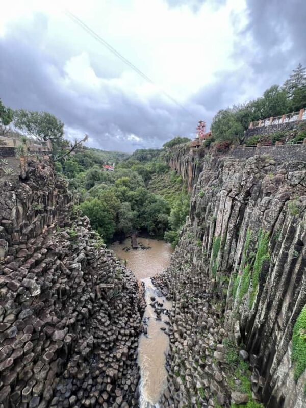 Mexico City: Basaltic Prisms, Peña del Aire, and Huasca - Why This Tour Offers Great Value