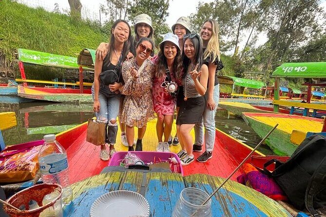 Mexico City boat tour food and unlimited drinks priority boarding - Who Is This Tour Perfect For?