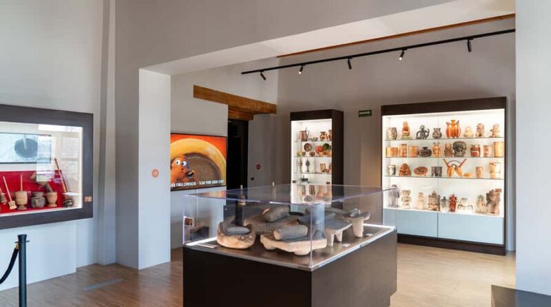 Mexico City: Choco Story Zocalo, Visit and Chocolate Tasting - Mexico City: Choco Story Zócalo, Visit and Chocolate Tasting