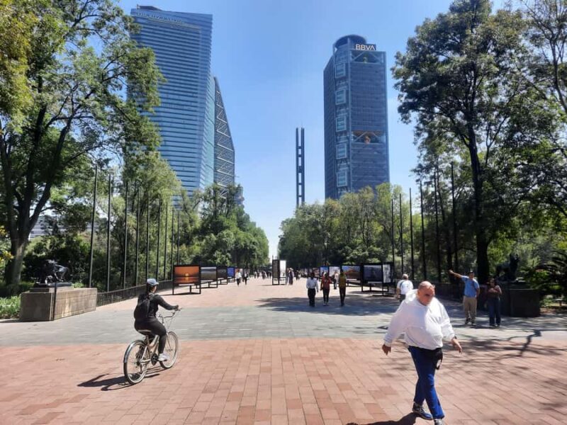Mexico City: City tour from Chapultepec Park to the Reforma boulevard - Key Points