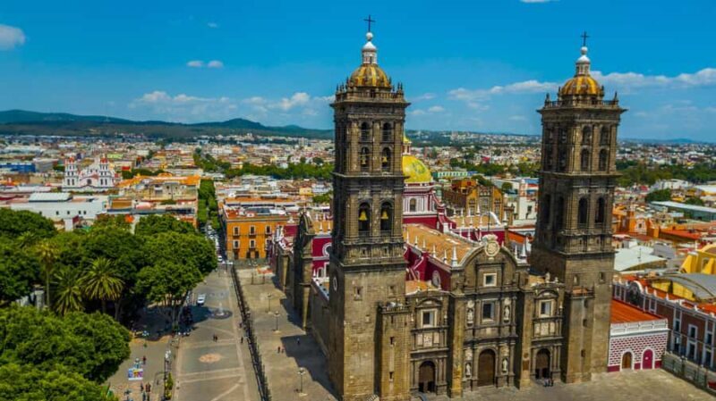 Mexico City: Discover Puebla, Cholula, and Tonantzintla on a city tour - Authentic Market and Free Time