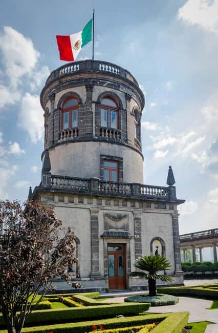 Mexico City: Exclusive tour of Chapultepec Castle, after-hours access - Mexico City: Exclusive Tour of Chapultepec Castle, After-Hours Access