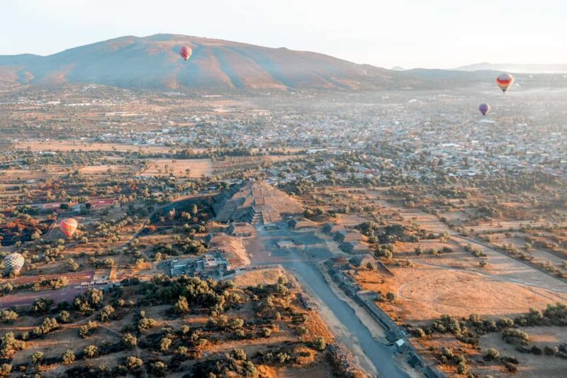 Mexico City: Fly over the impressive pyramids of Teotihuacan in a hot air balloon - The Sum Up