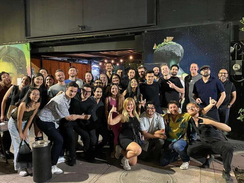 Mexico City: Guided Pub Crawl with Party Games - Mexico City: Guided Pub Crawl with Party Games