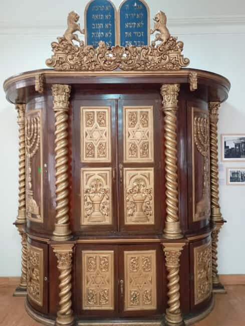 Mexico City: Jewish Heritage Guided Walking Tour - A Closer Look at the Tour Experience