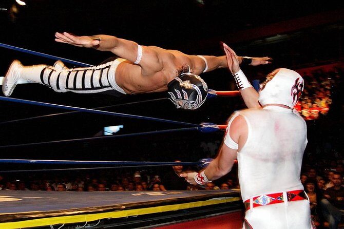 Mexico City: Lucha Libre wrestling show tickets - What to Expect: From Hotel to Ring