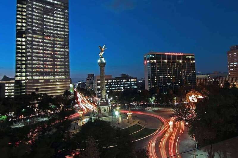 Mexico City: Night City Tour in a Double Decker Bus - What Makes This Tour Special?