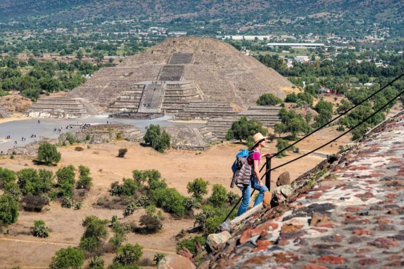Mexico City: Private Teotihuacan and La gruta Half Day Tour - Exploring Mexico City’s Hidden Treasures