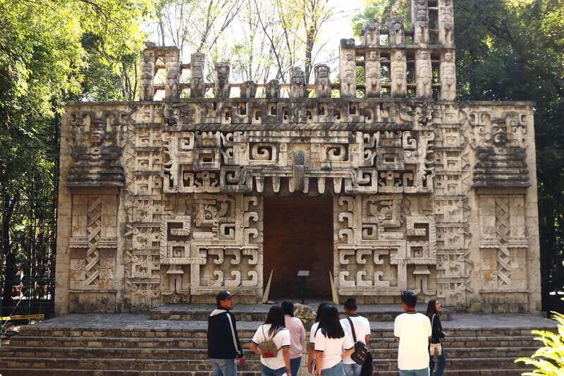 Mexico City: Private tour accompanied by the Museum of Anthropology - Key Points