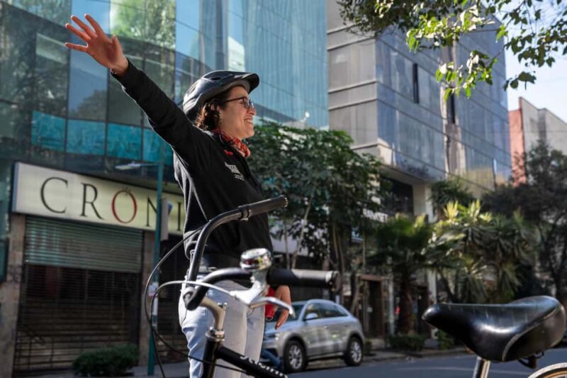 Mexico City: Roma and Condesa street food and biking tour - Mexico City: Roma and Condesa Street Food and Biking Tour