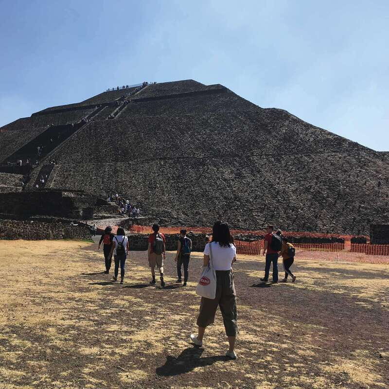 Mexico City: Teotihuacan First Entry Tour with Expert Guide - What Travelers Say