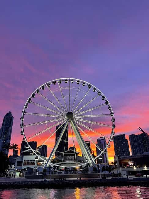 Miami: 2 Hour Night Cruise with Open Bar & Skyline Views - Setting Sail from Bayside Marketplace