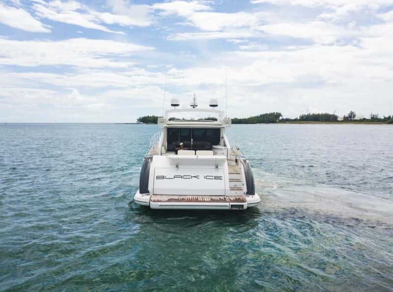 Miami: 2025 Axopar 37 Brabus Edition Boat Rental - FAQ