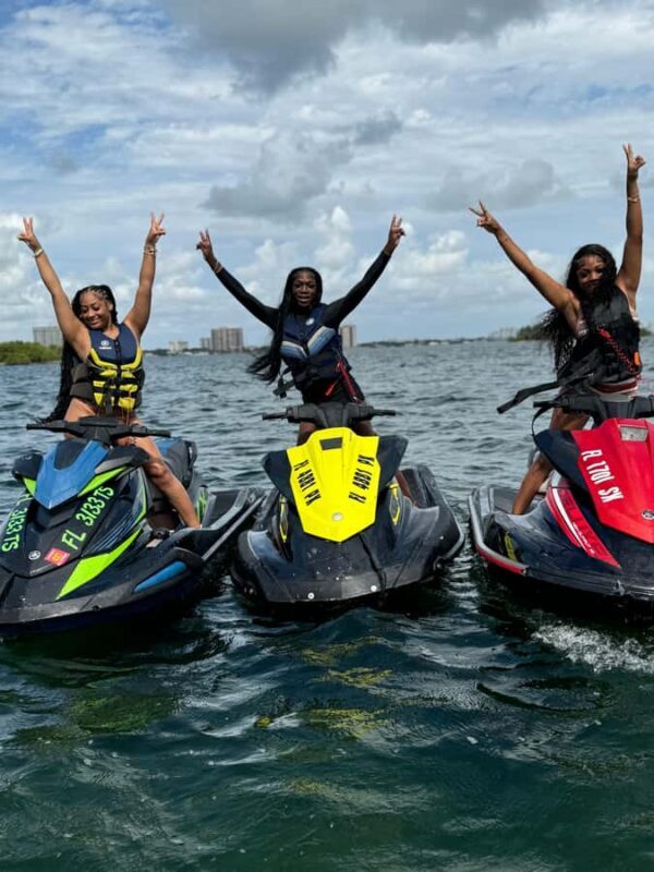Miami Beach: Jet Ski Thrilling Adventure Ride - An In-Depth Look at the Miami Beach Jet Ski Adventure