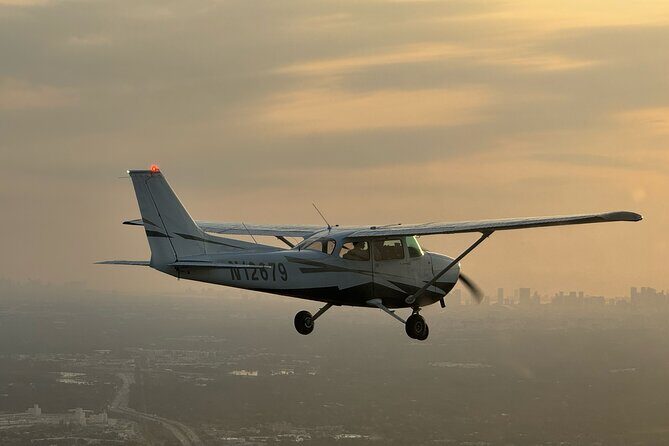 Miami Beach Night Lights Airplane Tour with Champagne 50 Mins - FAQs