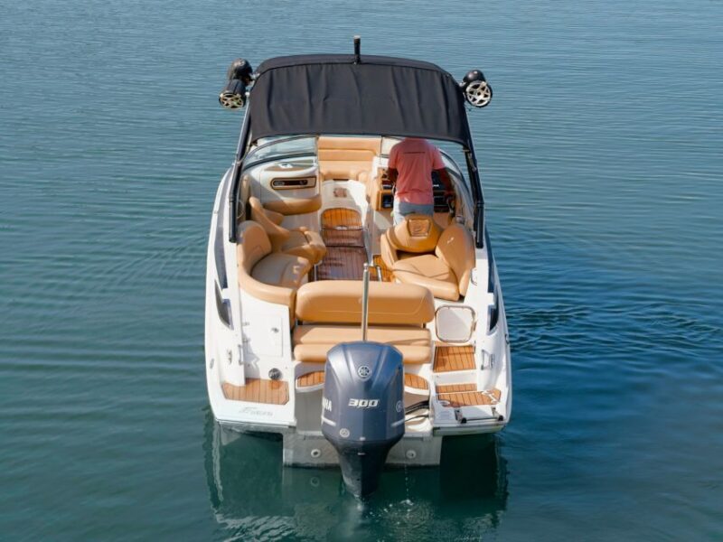 Miami Beach: Spectacular Sandbar & Skyline Boat Tour - Exploring the Miami Skyline and Islands
