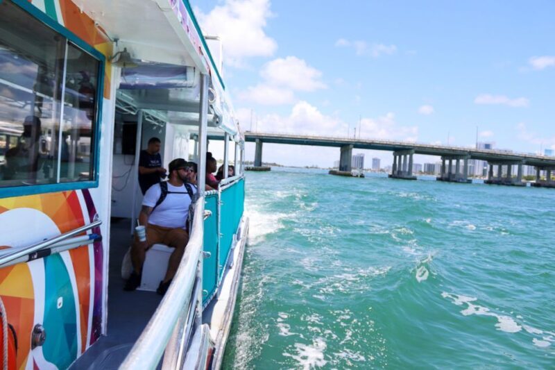 Miami: Biscayne Bay Celebrity Homes Sightseeing Cruise - FAQ