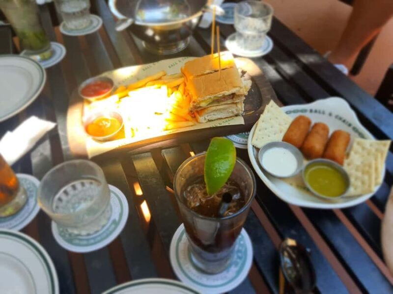 Miami: Food tour in French in a convertible Mustang or luxury SUV - A Scenic and Tasty Ride Through Miami’s Neighborhoods